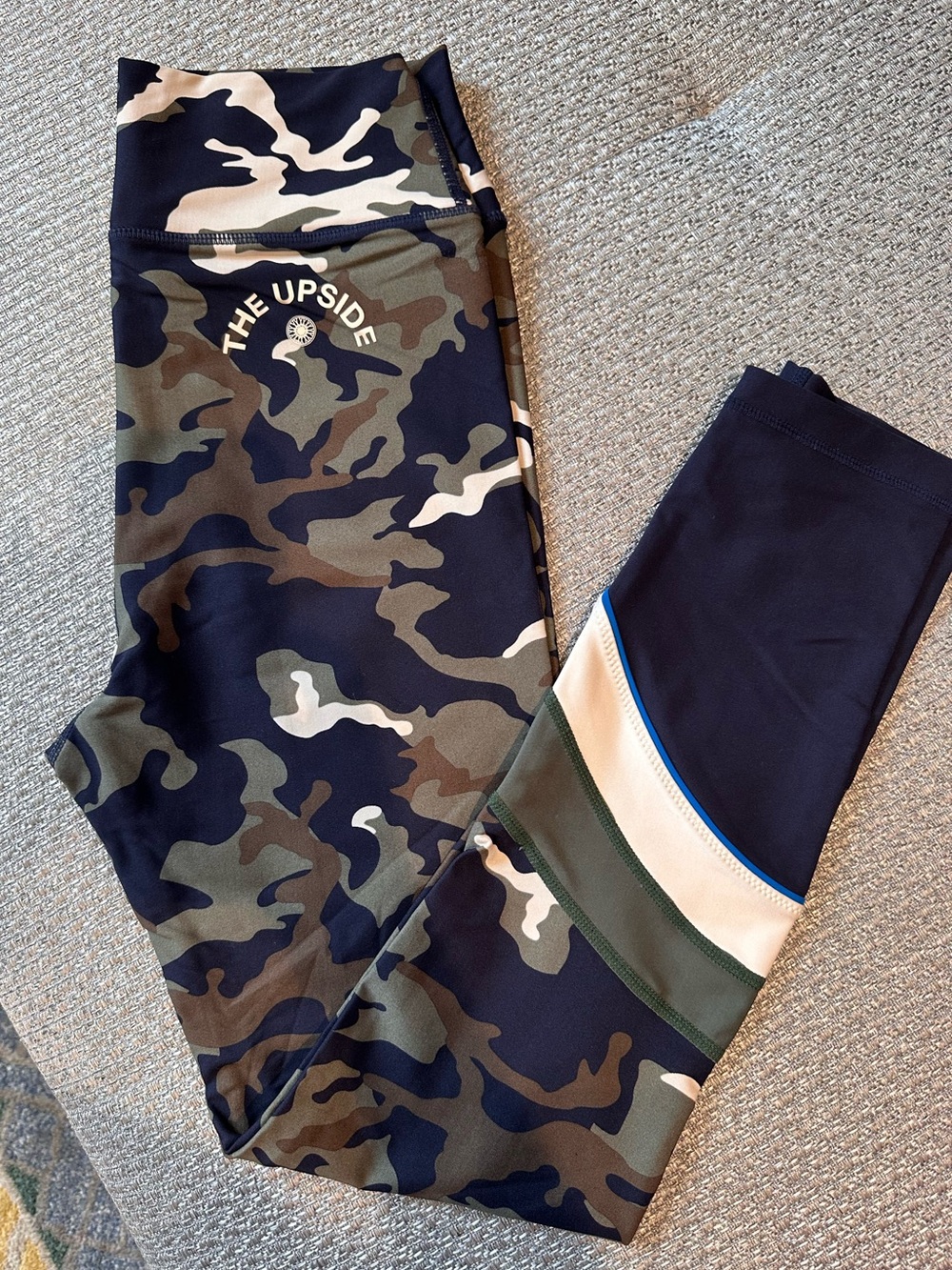 LIKE NEW The Upside women’s' Camo Leggings - Green/Navy